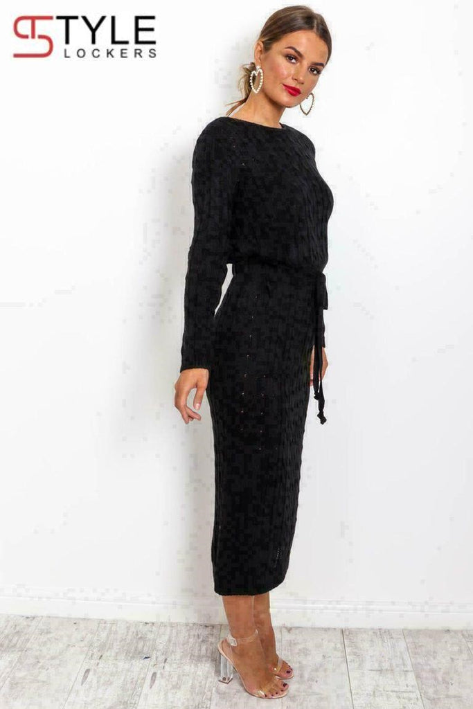 How to Choose Trendy Plus-Size Clothes for Women?